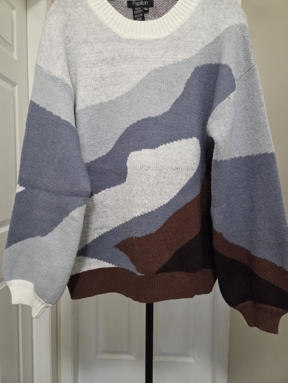 NWT Papillon Blanc Gray Blue Brown Colorblock Crewneck Knit Sweater Cozy Chic - Picture 4 of 8